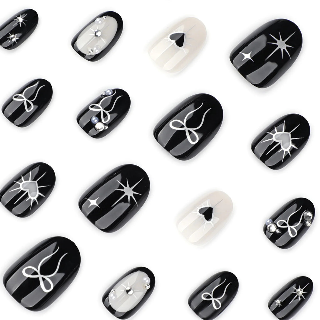 24pcs Gothic Style Black Fake Nails Silver Love Heart Bowknots Designs Y2k Press On Nails Short Almond Wearable False Nail Tips